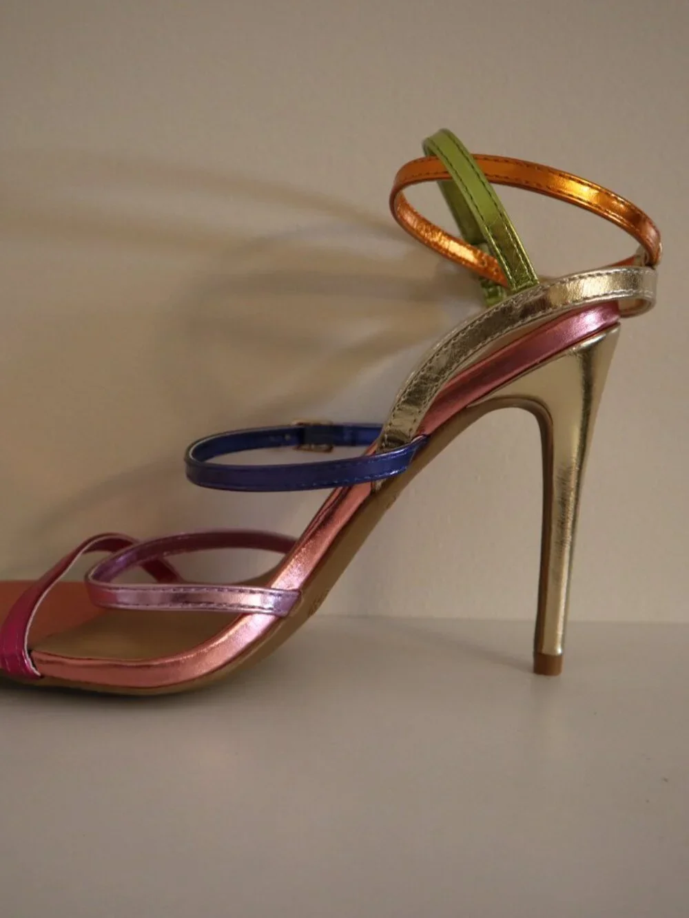 Anne Michelle Rainbow Strappy Heels 8 1/2 Stilleto Open Toe Iridescent NEO-06